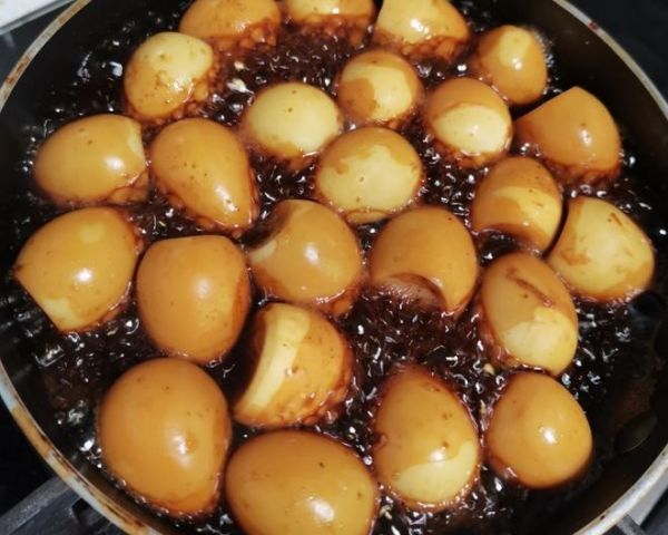 10分鐘做出美味鄉(xiāng)巴佬鹵蛋的做法