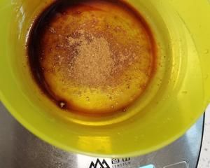 10分鐘做出美味鄉(xiāng)巴佬鹵蛋的做法 步驟3