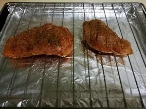【嚴(yán)格杜坎】第一階段 — 無油烤雞胸肉的做法 步驟3