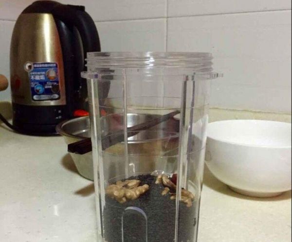 純奶手撕吐司的做法 步驟1