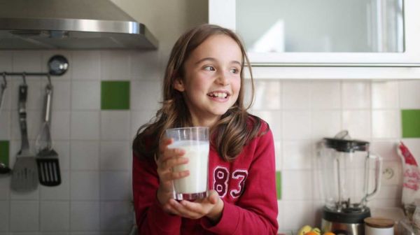 什么是無乳糖牛奶？與普通牛奶有什么區(qū)別
