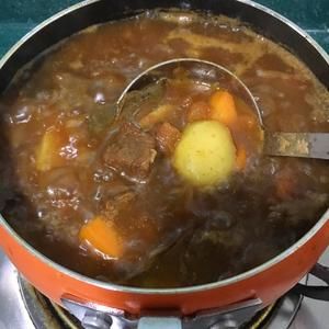 番茄土豆?fàn)F牛腩 (下飯利器 香嫩又多汁)的做法 步驟8