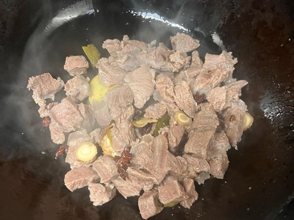 純奶手撕吐司的做法 步驟1