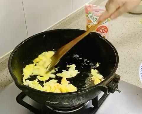純奶手撕吐司的做法 步驟1