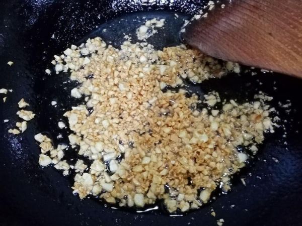 純奶手撕吐司的做法 步驟1