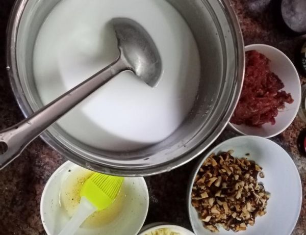 純奶手撕吐司的做法 步驟1