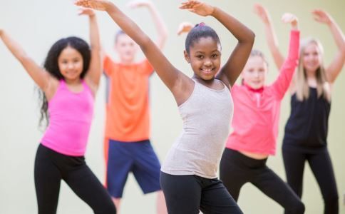 女孩子多大開始發(fā)育 女孩多大開始發(fā)育 小女孩什么時間發(fā)育