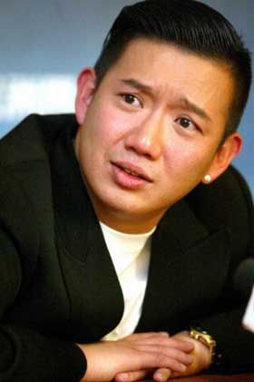 杜汶澤近照