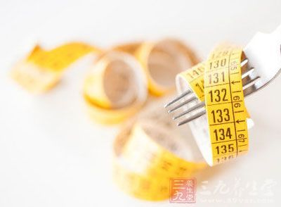 首先，斷食是斷食，養(yǎng)生是養(yǎng)生，不能通過斷食來達到養(yǎng)生目的