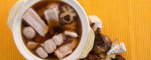 秋季滋补吃什么 适合秋季滋补药膳 滋补药膳