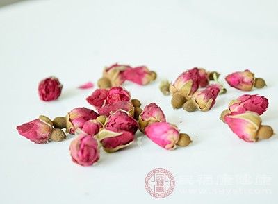 玫瑰花茶能够帮助人们改善情绪问题