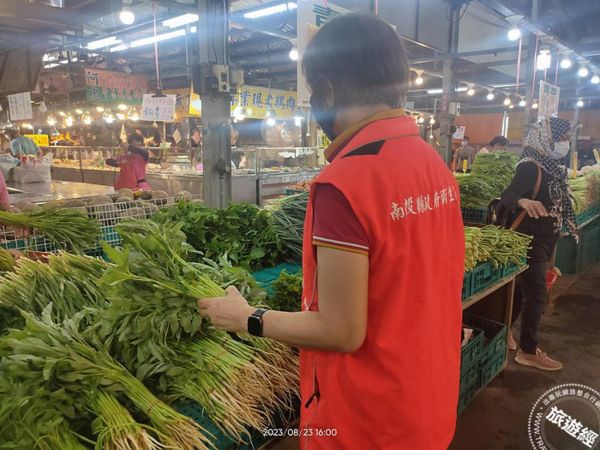 南投縣衛(wèi)生局稽察。（圖／南投縣衛(wèi)生局食品科）