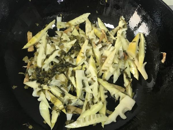 純奶手撕吐司的做法 步驟1