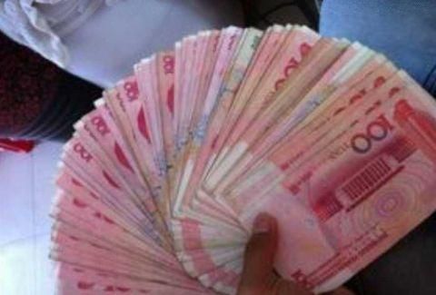 短视频称一个月减重73斤，女子交钱买秘诀，为减肥被抖友骗千元