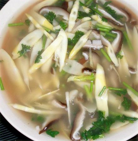 減肥瘦身湯：竹筍香菇湯