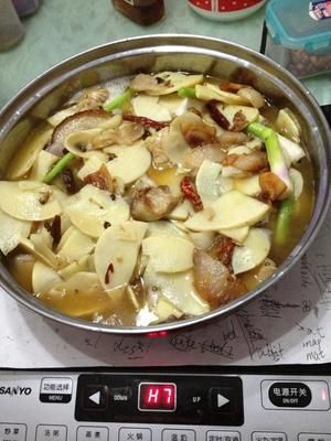 冬筍燉臘肉的做法 步驟8