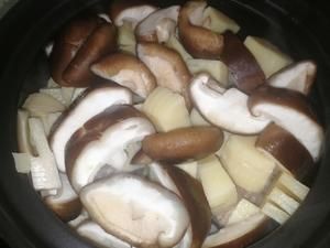 鮮香冬筍燉排骨的做法 步驟7