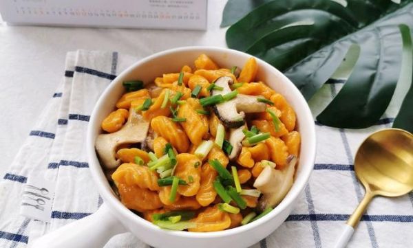 美味健康，香菇炒卷心菜（中西風(fēng)味融合）