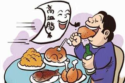 一個不好習慣易發(fā)高血脂，防治需注意兩點