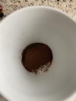 簡單冰翠黑咖啡-加牛奶的做法 步驟2