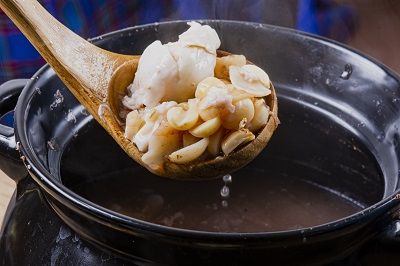 蓮子百合瘦肉湯