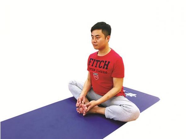 家中練習(xí)就選哈他瑜伽！專業(yè)老師詳解10種瑜伽姿勢(shì)