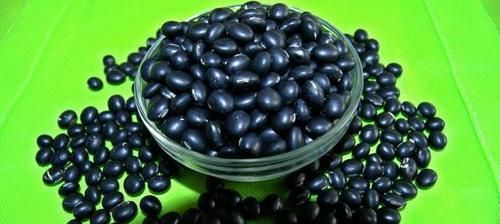 黑豆可以生吃嗎（了解黑豆的營養(yǎng)價值和食用方法）