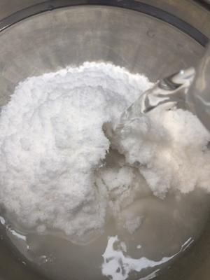 夏天必備涼粉(白涼粉)的做法 步驟1