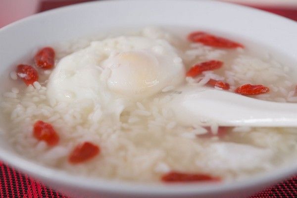 哺乳期可以喝甜酒嗎