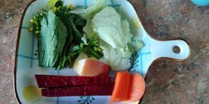 快手2分鐘早餐蔬果昔減肥健康輕斷食純素的做法 步驟1