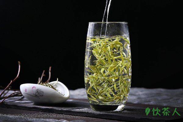 綠茶可以減肥嗎，可以輔助減肥(有燃脂塑形/抑制食欲的作用)