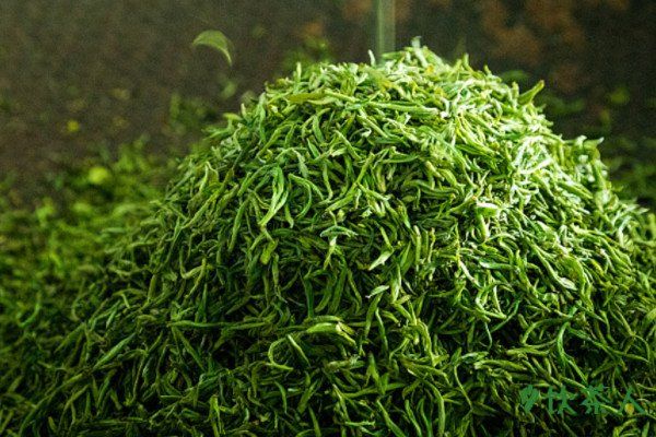 綠茶制作六個(gè)工序，手工炒制綠茶的最佳方法(制作過(guò)程詳細(xì))