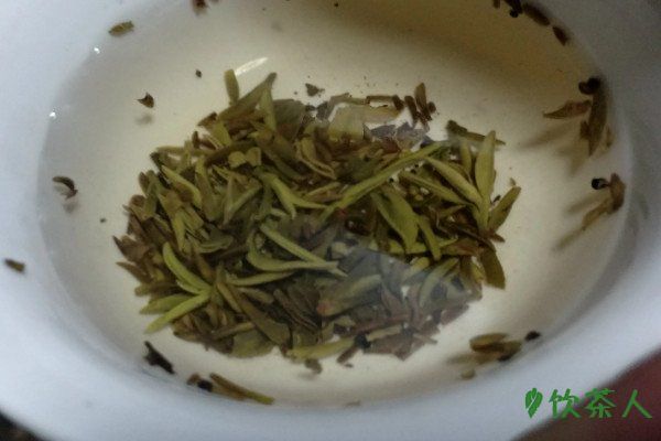 廢茶葉做花肥的方法，廢茶葉制作花肥的過(guò)程