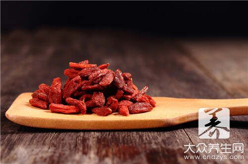 枸杞子綠茶泡水可以嗎