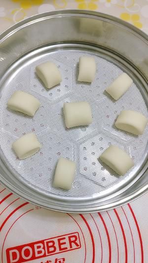 奶香饅頭(白面饅頭直接法 一次發(fā)酵)的做法 步驟5