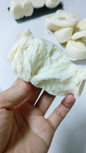 奶香饅頭(白面饅頭直接法 一次發(fā)酵)的做法 步驟7