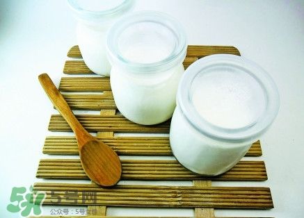 酸奶發(fā)酵菌哪種好？酸奶制作注意事項(xiàng)