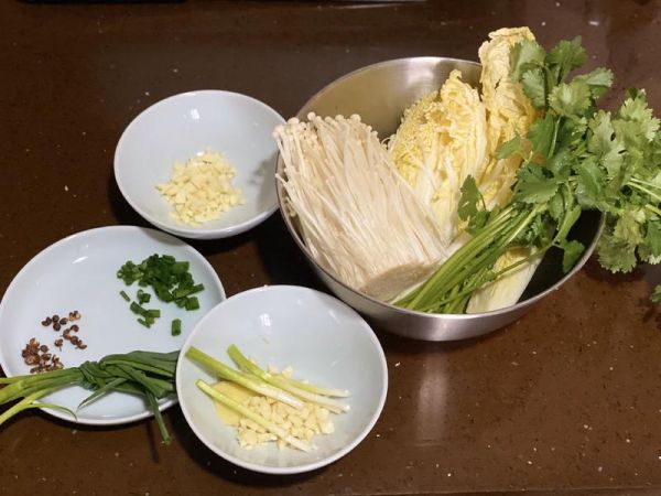 純奶手撕吐司的做法 步驟1