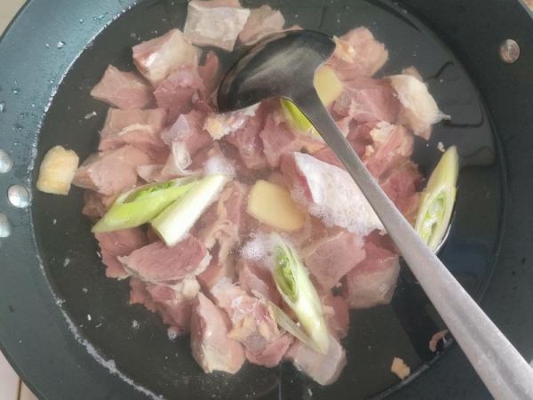 純奶手撕吐司的做法 步驟1