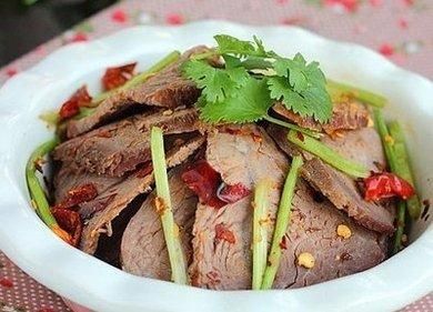八種家常牛肉做法,營(yíng)養(yǎng)美味,吃米飯絕配!