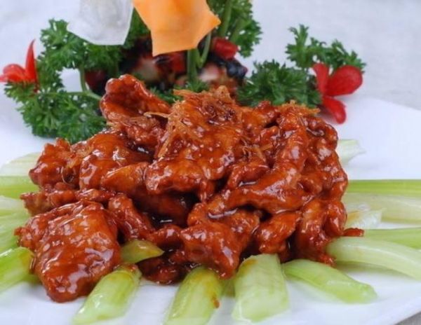 八種家常牛肉做法,營(yíng)養(yǎng)美味,吃米飯絕配!