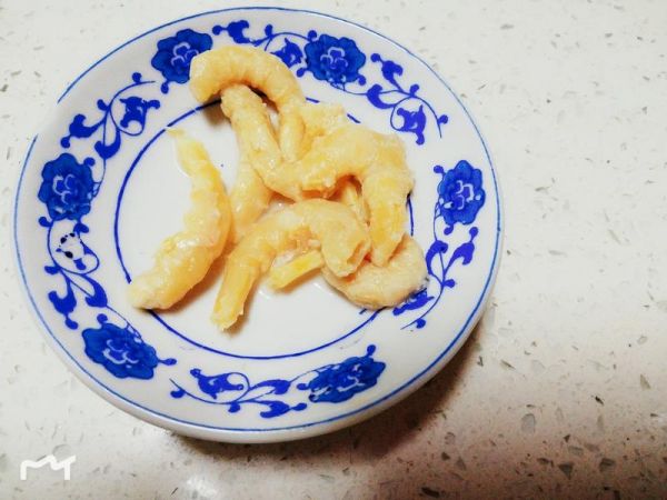 純奶手撕吐司的做法 步驟1