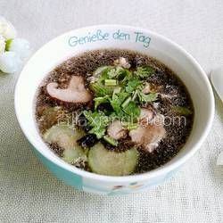絲瓜紫菜香菇蛋湯的做法[圖]