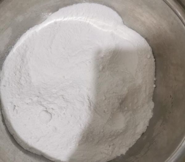 純奶手撕吐司的做法 步驟1