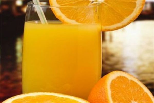 楓葉混血飲品風(fēng)味