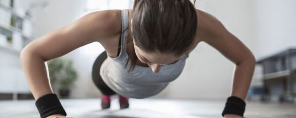 吸肚子和收核心的區(qū)別 怎么鍛煉核心 9個核心訓(xùn)練動作