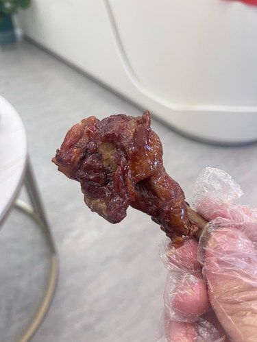 外地人：小胡鴨…是不是比周黑鴨好吃