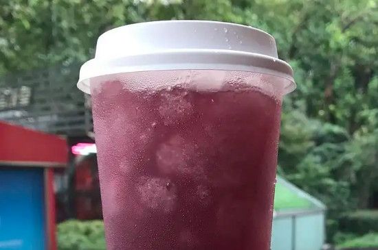 適合夏天喝的自制飲品，10種適合夏天的自制冷飲