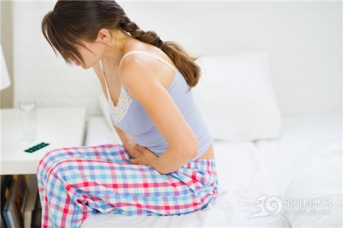青年 女 腹痛 肚子痛 經(jīng)期 痛經(jīng) 生病_13817619_xxl