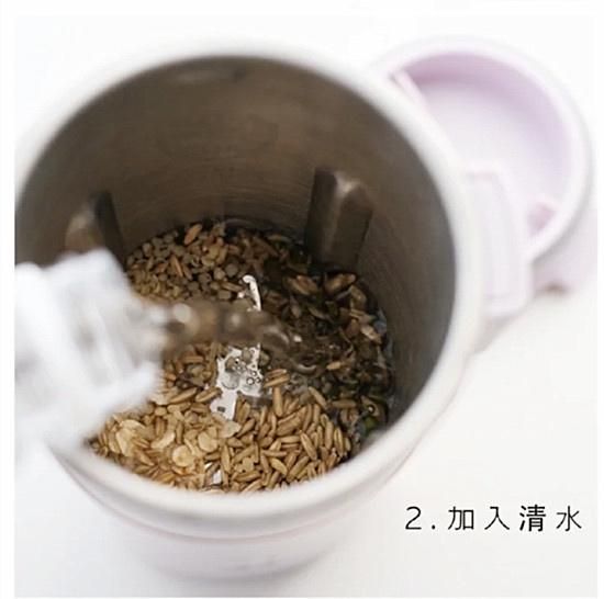 純奶手撕吐司的做法 步驟1